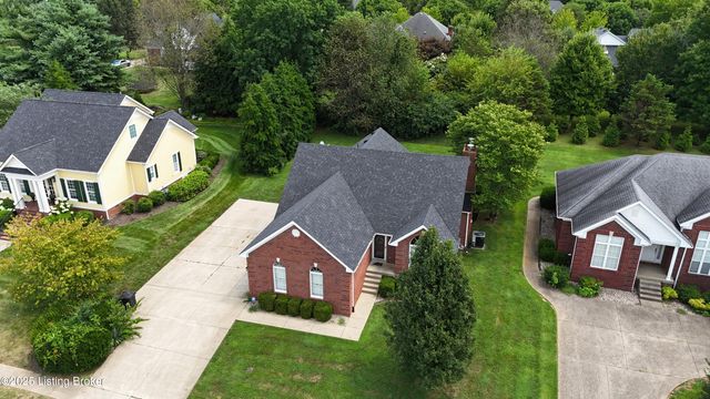 116 Waverly Dr, Bardstown, KY 40004