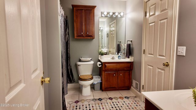 116 Waverly Dr, Bardstown, KY 40004