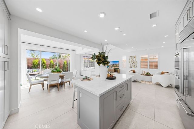 106 Albero, Irvine, CA 92602