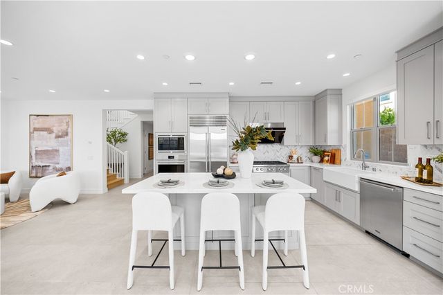 106 Albero, Irvine, CA 92602