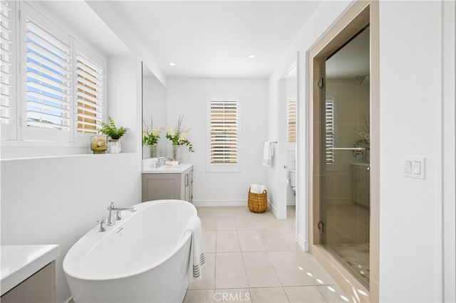 106 Albero, Irvine, CA 92602