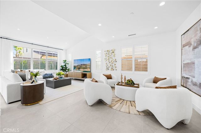 106 Albero, Irvine, CA 92602