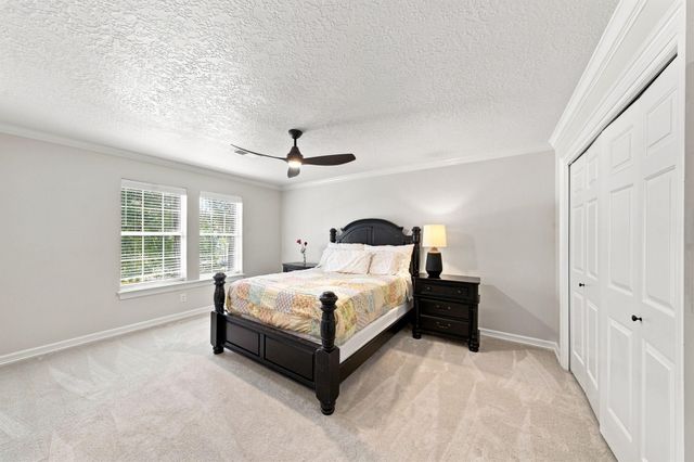 23 S Brokenfern Drive Drive, The Woodlands, TX 77380