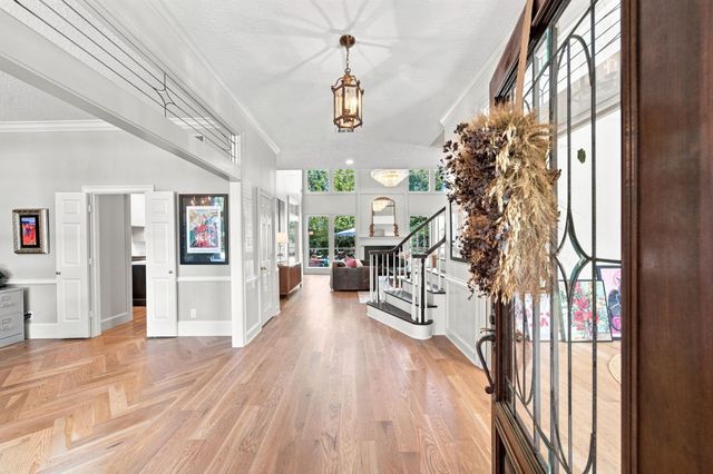 23 S Brokenfern Drive Drive, The Woodlands, TX 77380