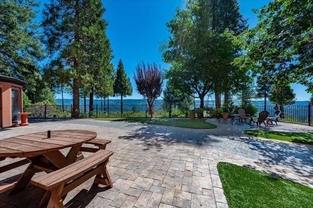 14757 Sanctum Pl, Nevada City, CA 95959