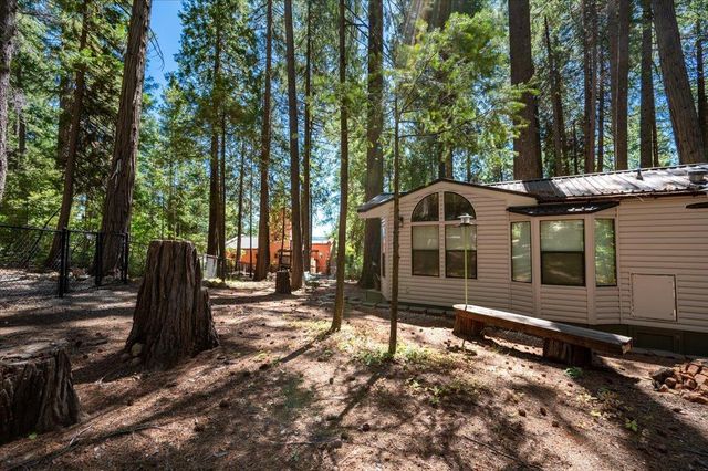 14757 Sanctum Pl, Nevada City, CA 95959