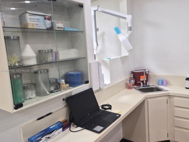 801 S Federal Hwy, Dania Beach, FL 33004