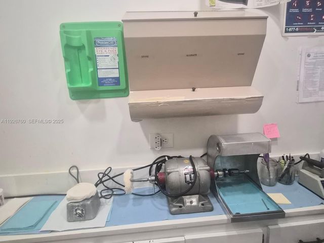 801 S Federal Hwy, Dania Beach, FL 33004