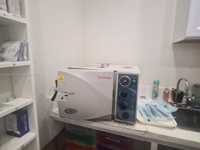 801 S Federal Hwy, Dania Beach, FL 33004