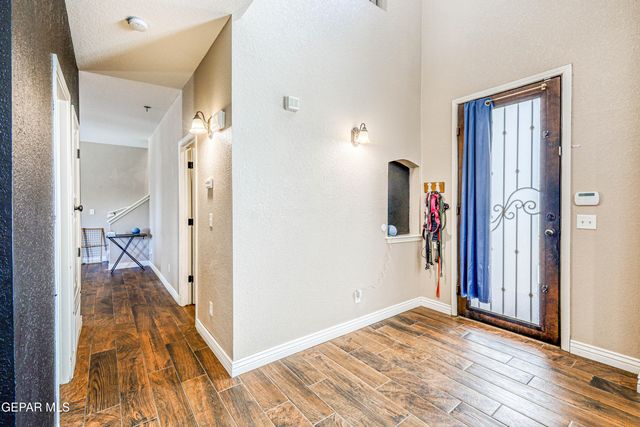 401 EVERLOOK Lane, Horizon City, TX 79928