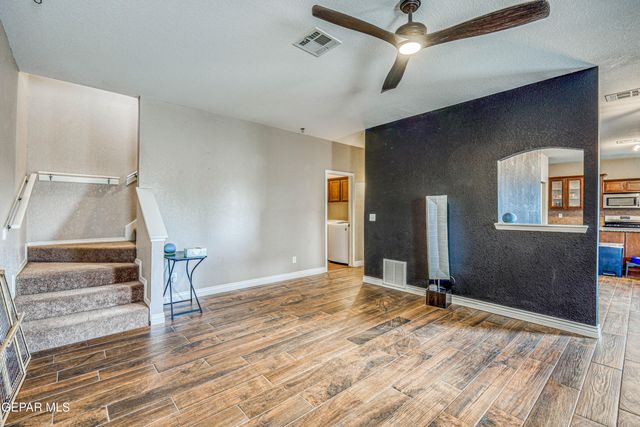 401 EVERLOOK Lane, Horizon City, TX 79928