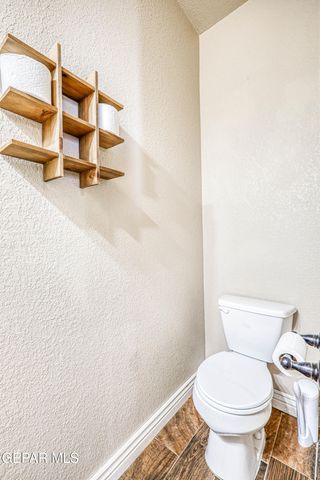 401 EVERLOOK Lane, Horizon City, TX 79928