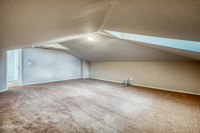 401 EVERLOOK Lane, Horizon City, TX 79928