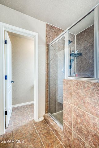 401 EVERLOOK Lane, Horizon City, TX 79928