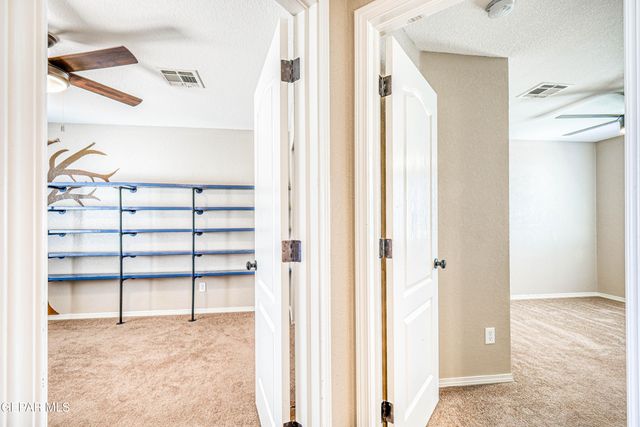 401 EVERLOOK Lane, Horizon City, TX 79928