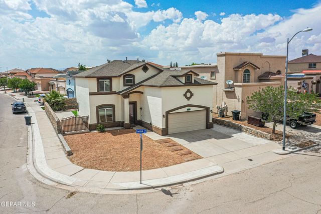 401 EVERLOOK Lane, Horizon City, TX 79928