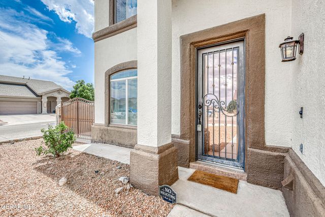 401 EVERLOOK Lane, Horizon City, TX 79928