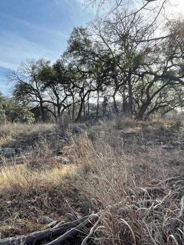 2208 Sierra Madre, Canyon Lake, TX 78133