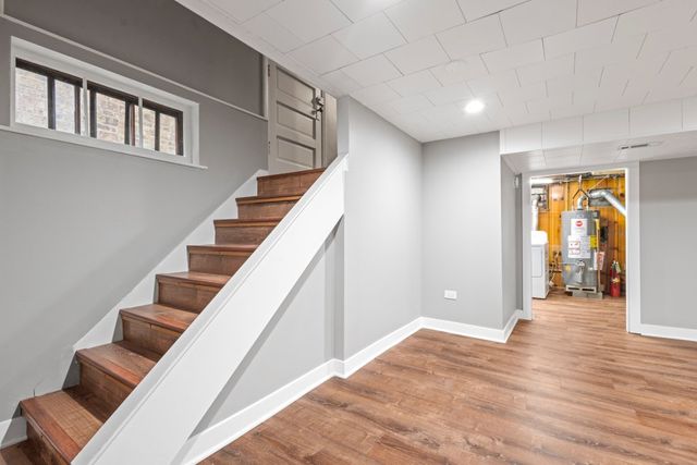 10231 S Rhodes Avenue, Chicago, IL 60628