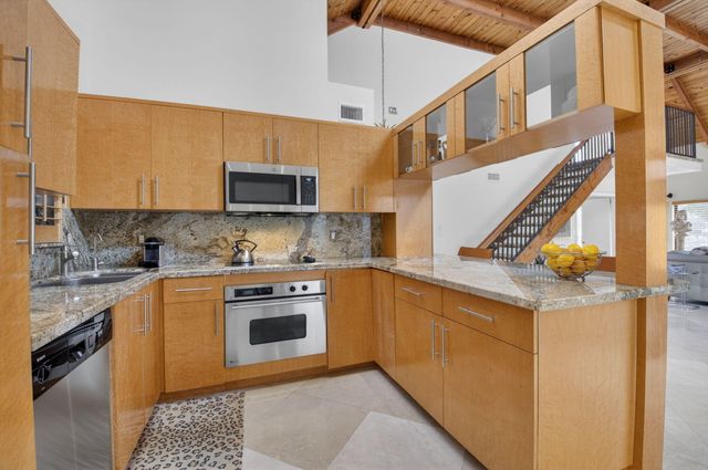 6130 Vía Tierra, Boca Raton, FL 33433