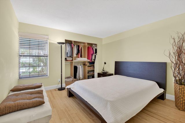 6130 Vía Tierra, Boca Raton, FL 33433