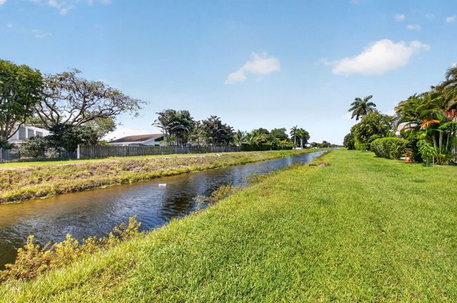 6130 Vía Tierra, Boca Raton, FL 33433