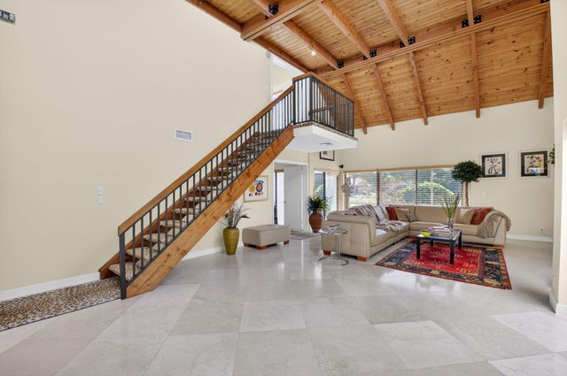 6130 Vía Tierra, Boca Raton, FL 33433