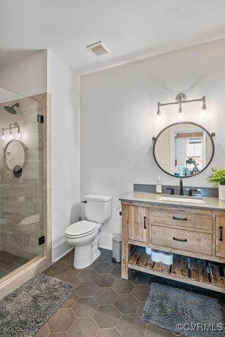 2413 Showning Ln, Midlothian, VA 23112