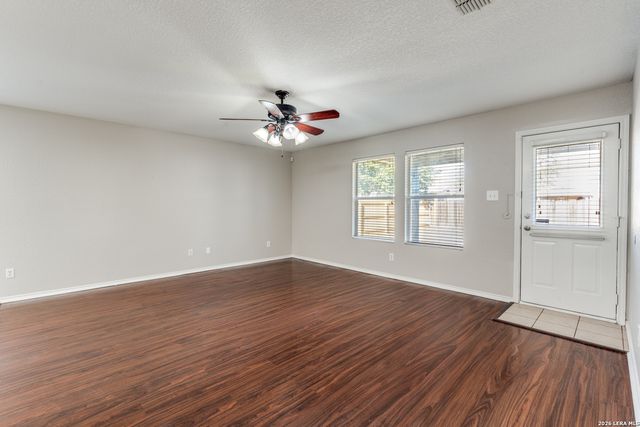 3610 Cherokee Hills, Selma, TX 78154