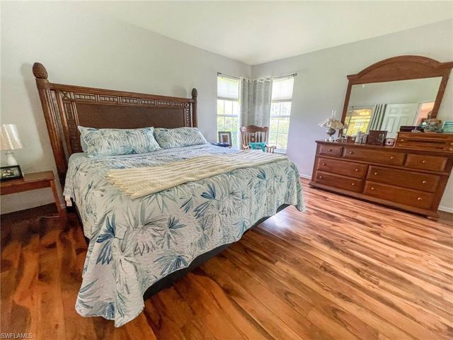 2170 Embarcadero WAY, North Fort Myers, FL 33917