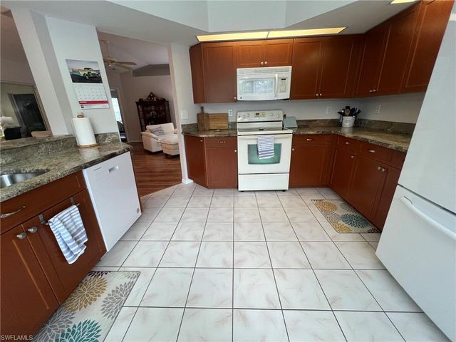 2170 Embarcadero WAY, North Fort Myers, FL 33917