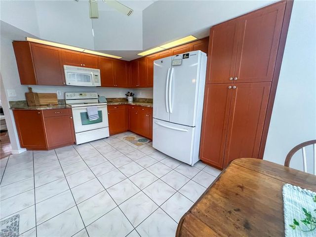 2170 Embarcadero WAY, North Fort Myers, FL 33917