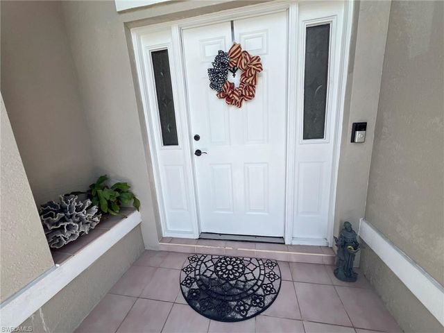 2170 Embarcadero WAY, North Fort Myers, FL 33917