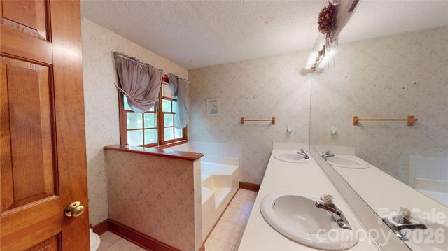 2129 Redwood Drive, Indian Trail, NC 28079