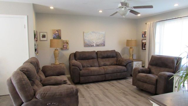 2387 S Park Avenue, Beloit, WI 53511