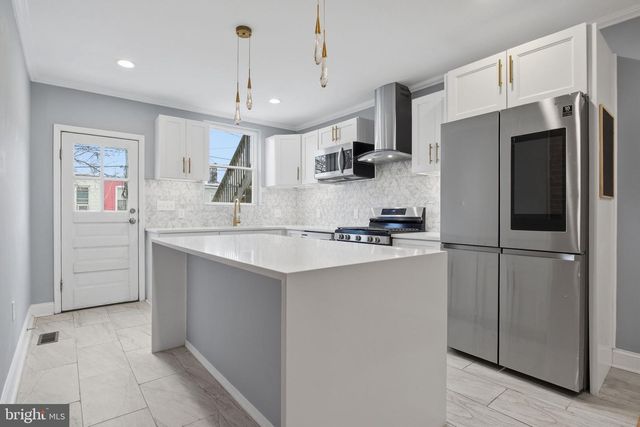 236 S CLINTON ST, Baltimore, MD 21224