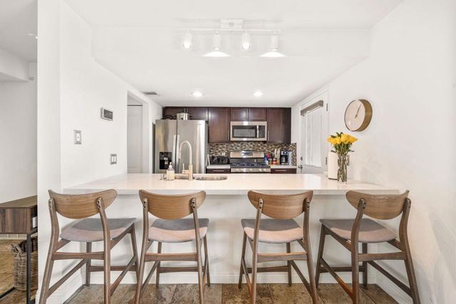 1725 N Via Miraleste 2125, Palm Springs, CA 92262