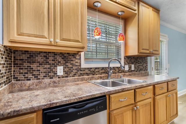 1205 Newport Drive, Ellijay, GA 30540
