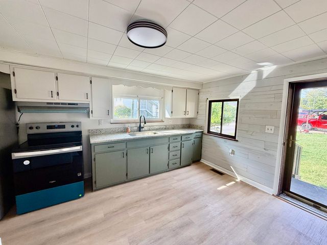 1218 Blake Street, Barboursville, WV 25504