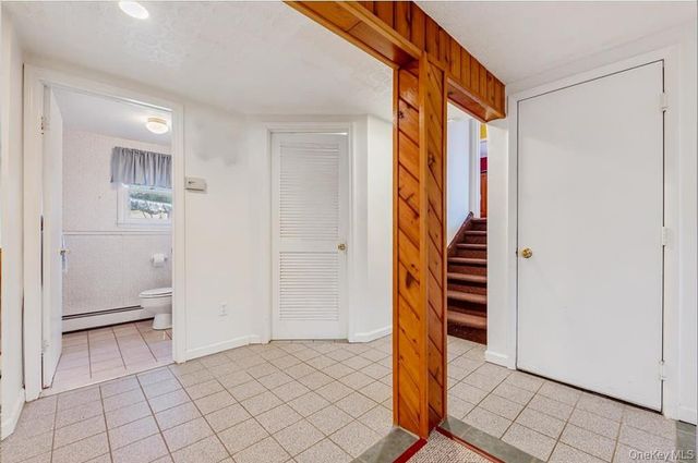 93 Capital Drive, Washingtonville, NY 10992