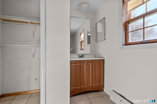 16 Foxglove Lane 16, South Windsor, CT 06074