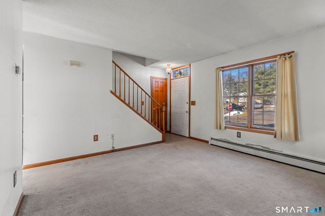 16 Foxglove Lane 16, South Windsor, CT 06074