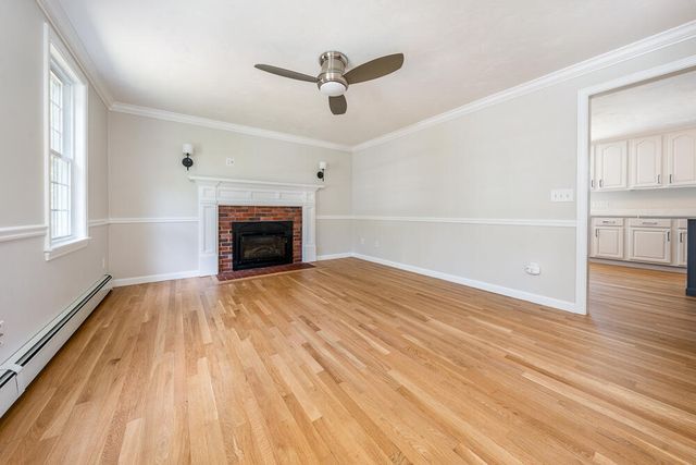 13 Greenway Circle, Sandwich, MA 02563