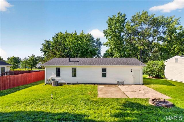 3605 Coriander Drive, St Charles, MO 63303