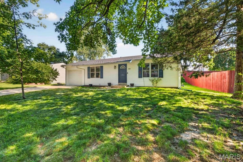 3605 Coriander Drive, St Charles, MO 63303