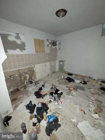 610 W 8TH ST, Chester, PA 19013