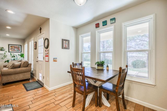 855 VIA REDONDA Court, El Paso, TX 79912