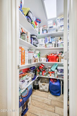 855 VIA REDONDA Court, El Paso, TX 79912