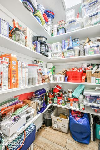 855 VIA REDONDA Court, El Paso, TX 79912