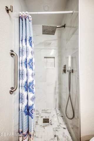 855 VIA REDONDA Court, El Paso, TX 79912